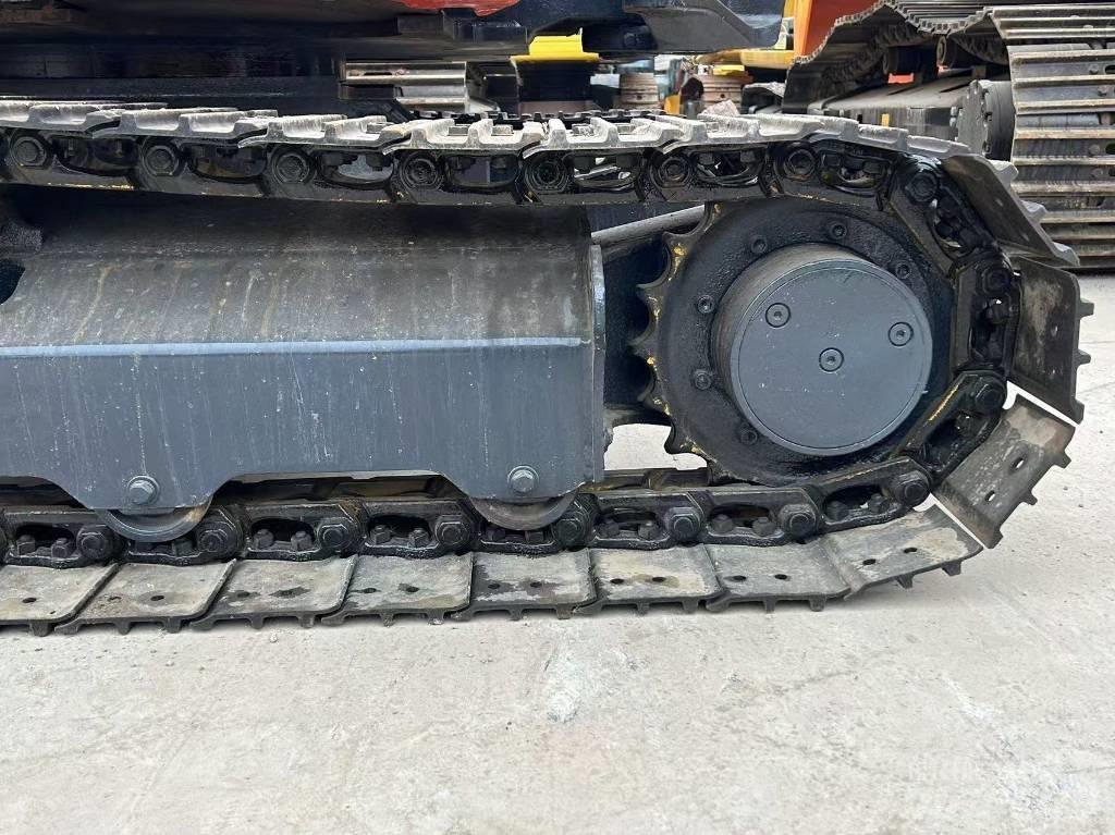 Kubota KX 155 Bageri guseničari
