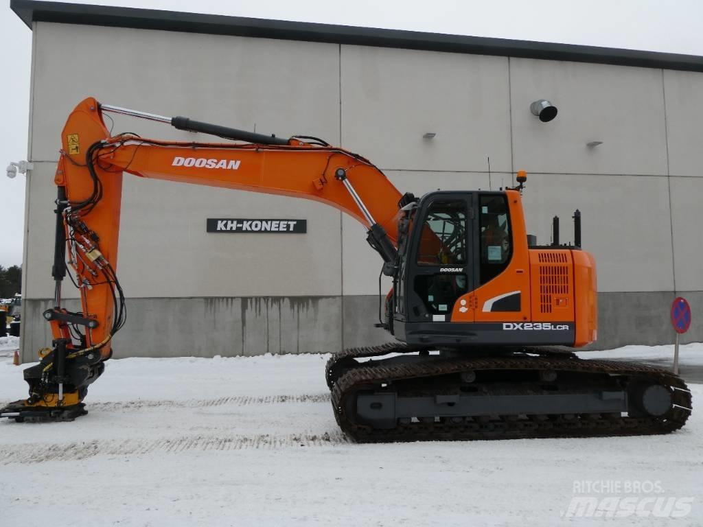 Doosan DX 235 LCR-5 Bageri guseničari