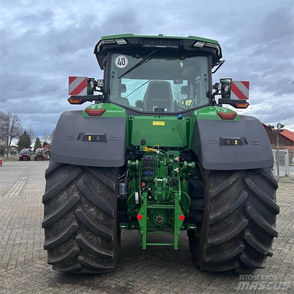John Deere 8R340 Traktori