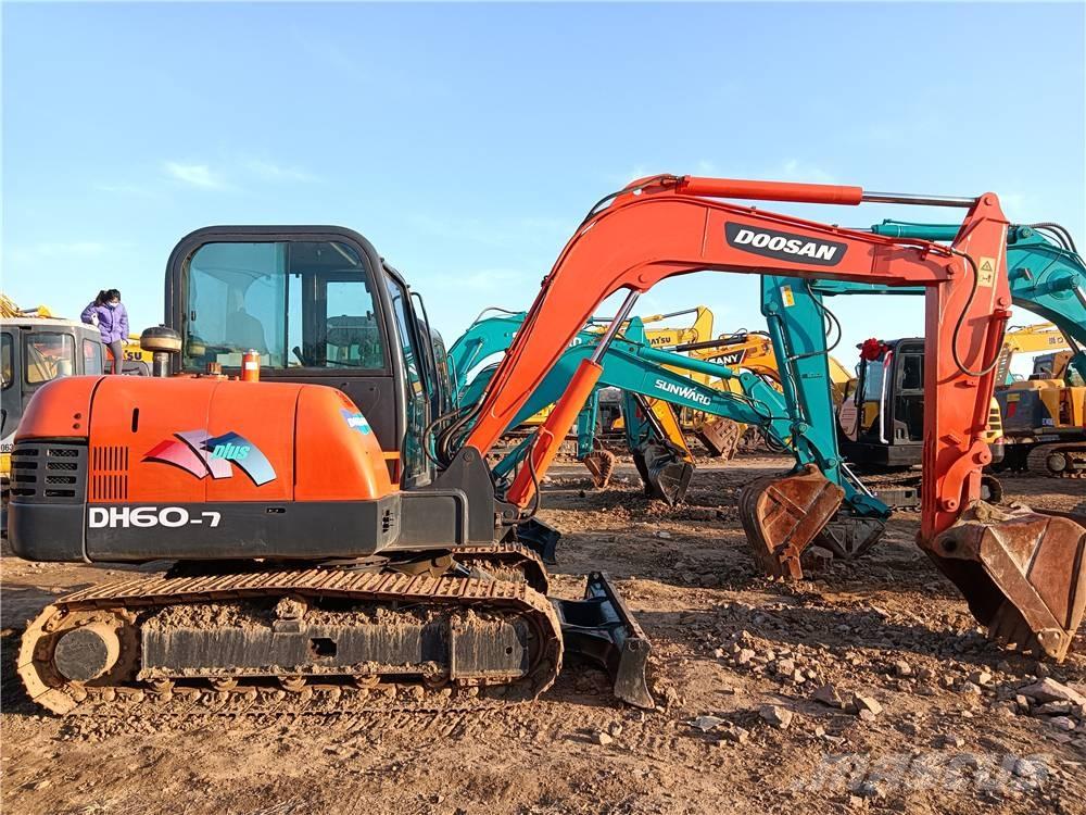 Doosan DH60-7 Mini bageri < 7t