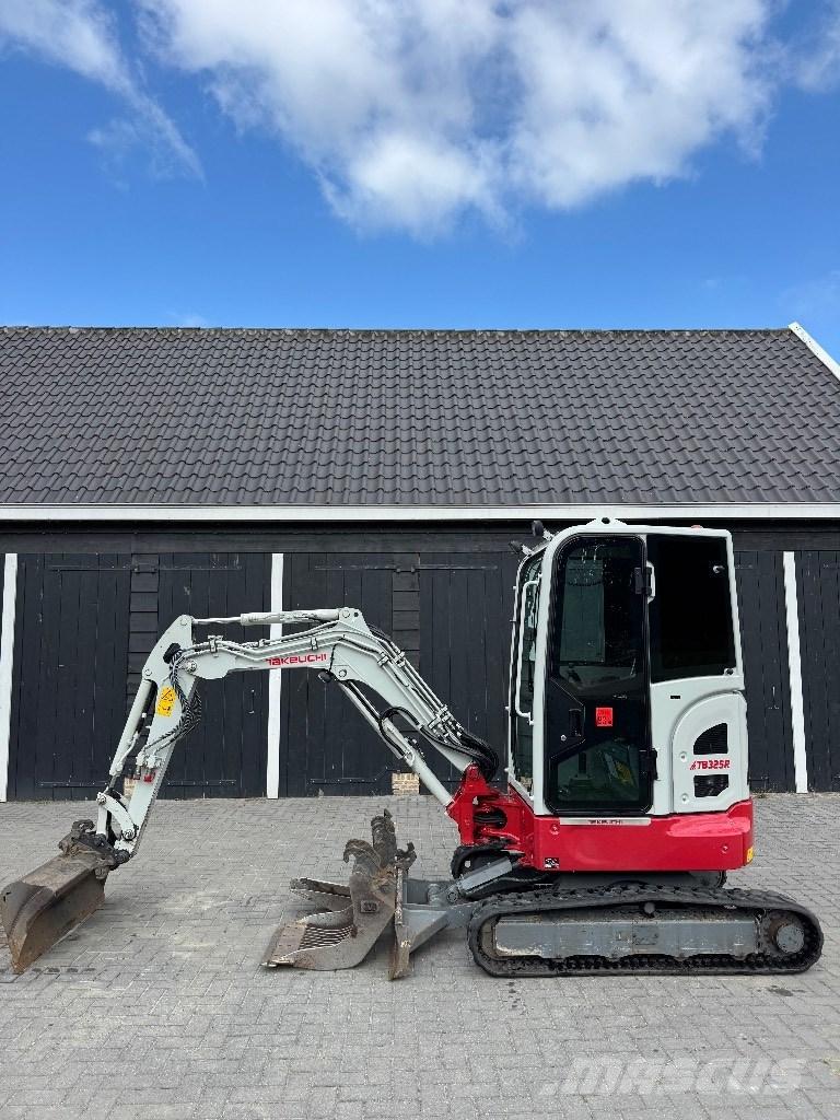 Takeuchi TB 325 R Mini bageri < 7t