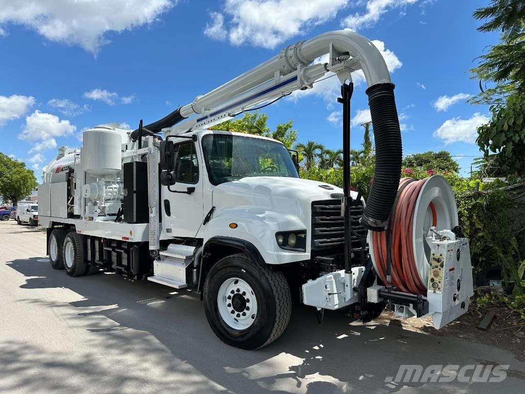 Freightliner 114 SD Kombi vozila/ vakum kamioni