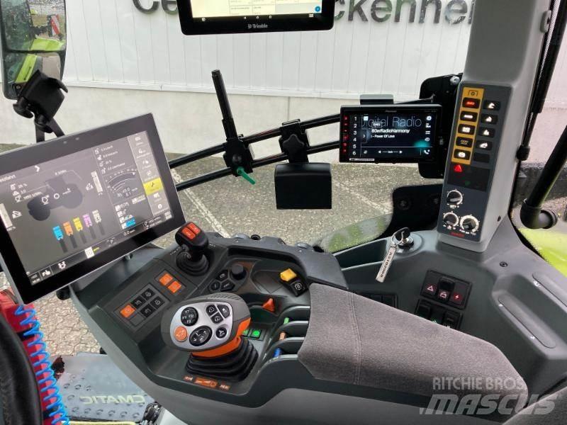CLAAS AXION 870 Traktori