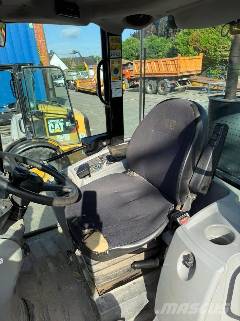 CAT 908 H 2 Utovarivači na točkove