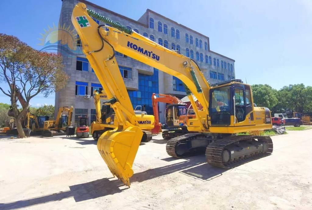 Komatsu PC 200-8 Bageri guseničari