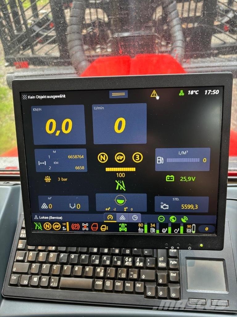 Komatsu 875 Forvarderi