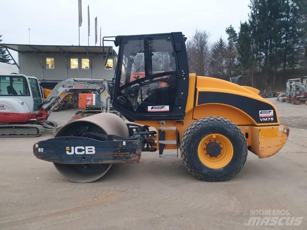 JCB VM 75 D Valjci sa jednim bubnjem