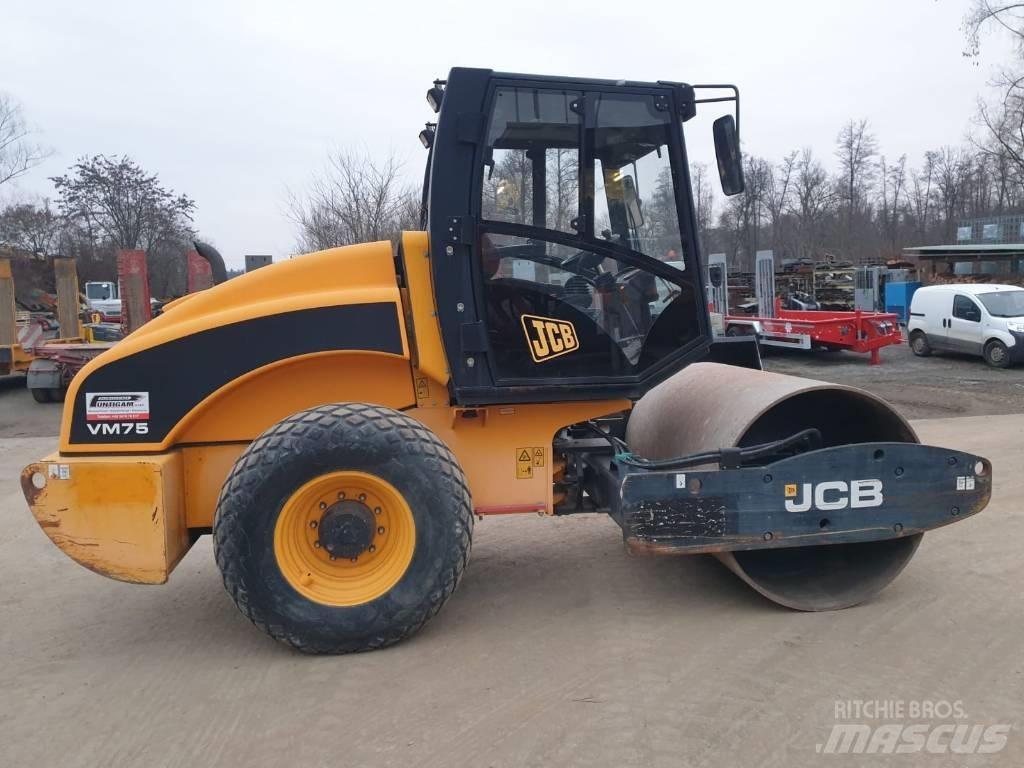JCB VM 75 D Valjci sa jednim bubnjem