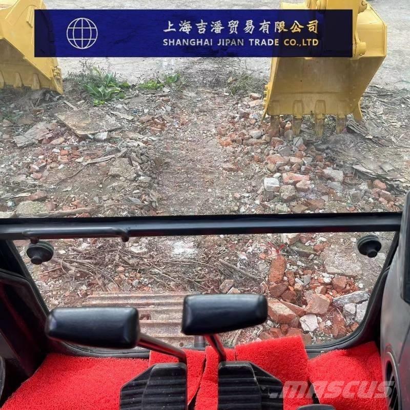 Komatsu PC 138 US Midi bageri 7t – 12t
