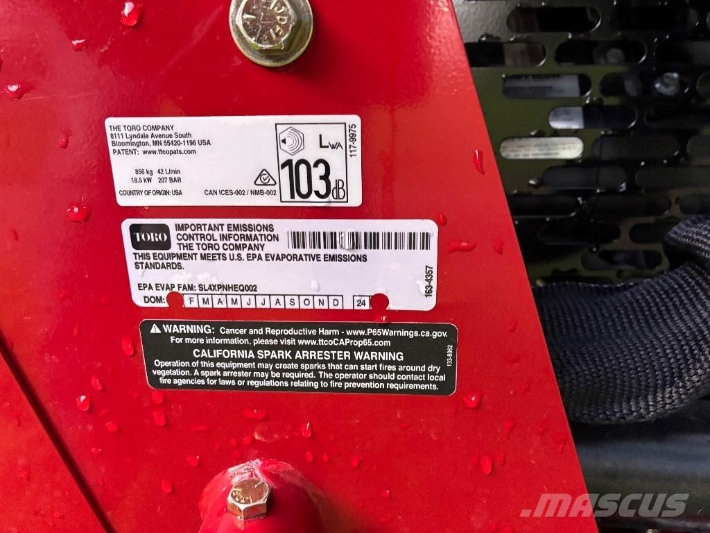 Toro TX427 Skid steer mini utovarivači
