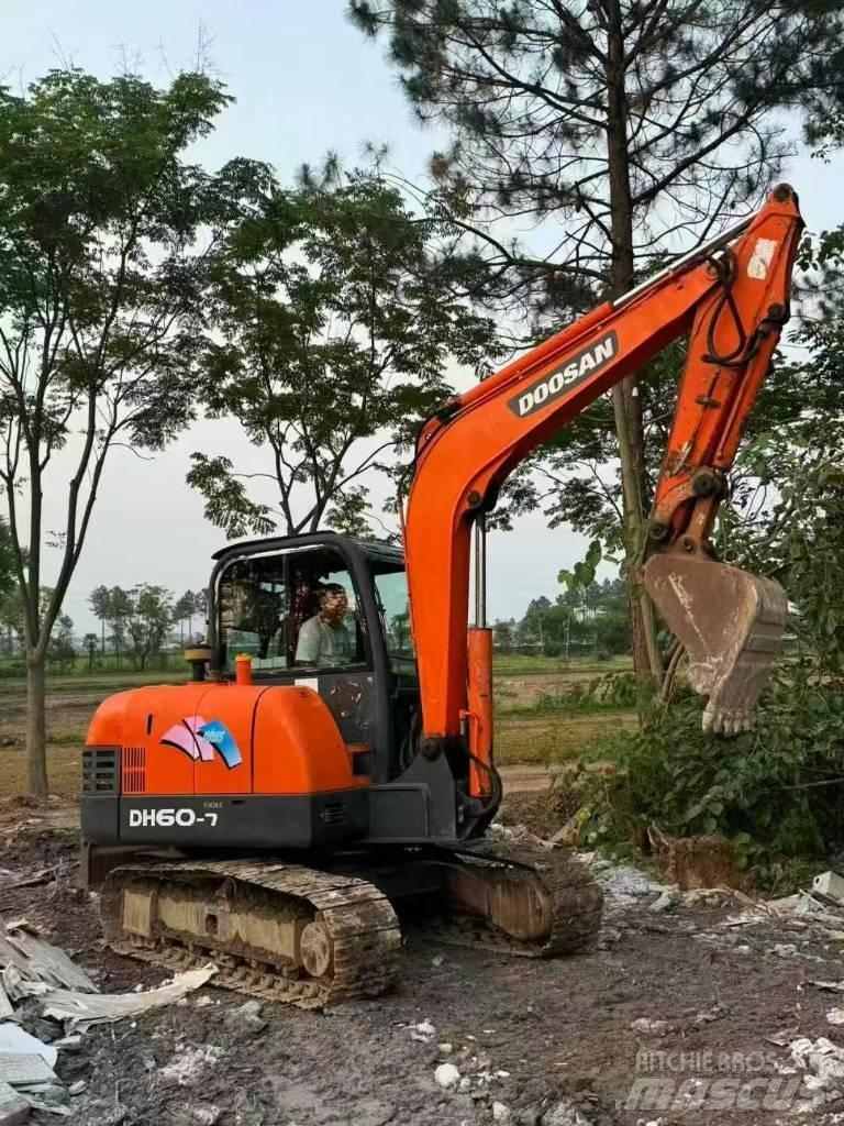 Doosan DH 60-7 Mini bageri < 7t