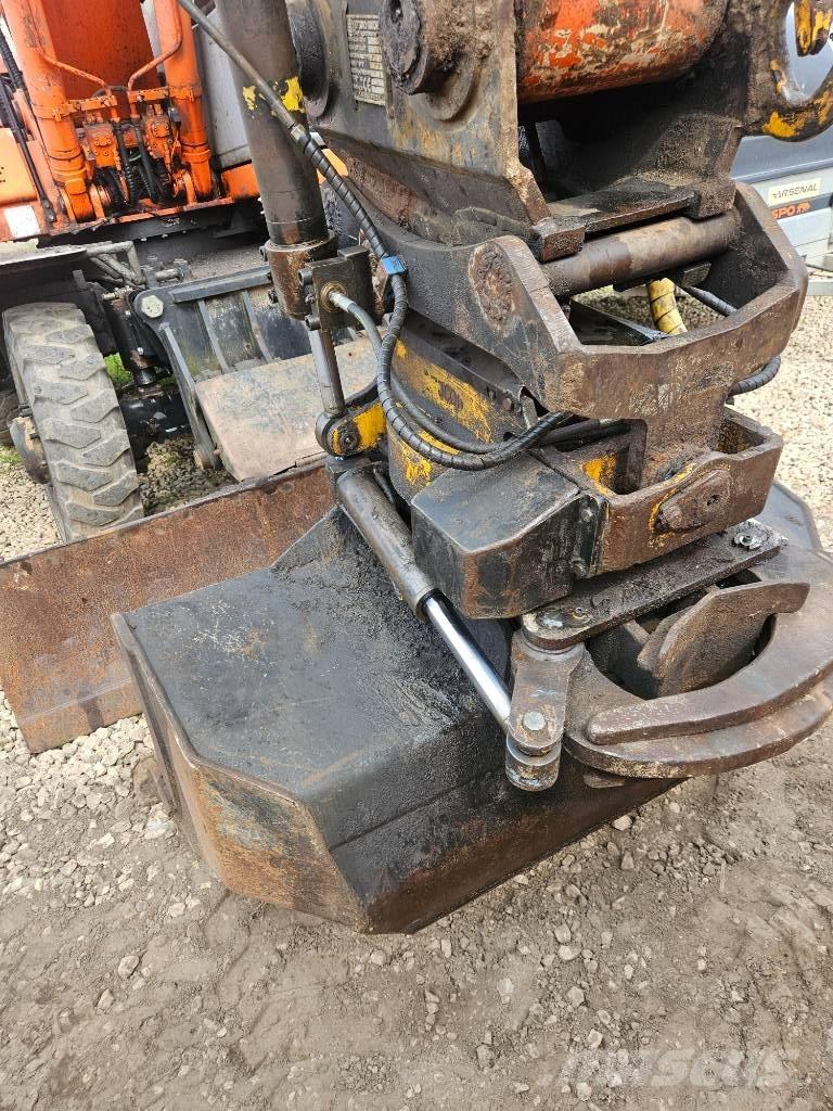Fiat-Hitachi EX165W Bageri točkaši
