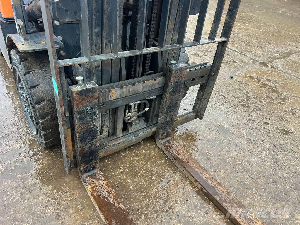 Doosan D 30 GP Dizelski viljuškari