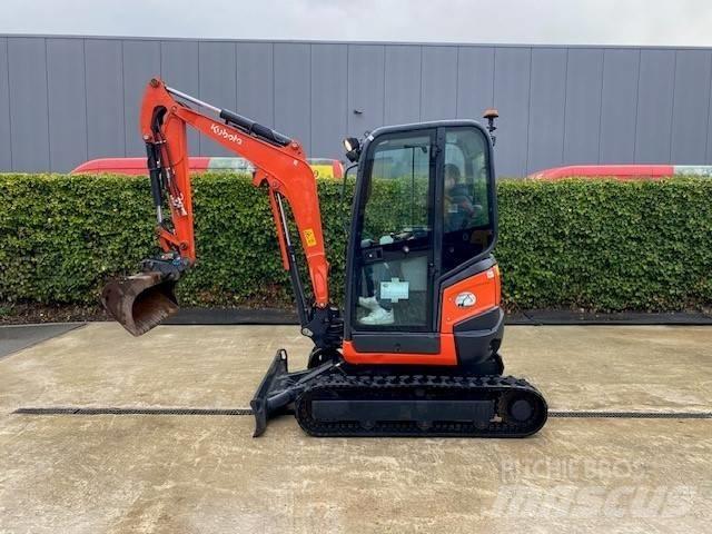 CAT 302.7 D CR Mini bageri < 7t