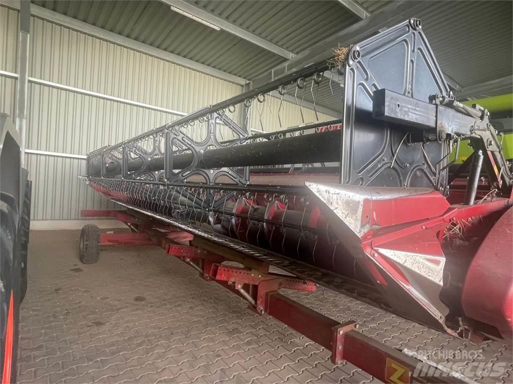 Case IH 8230 AF Kombajni