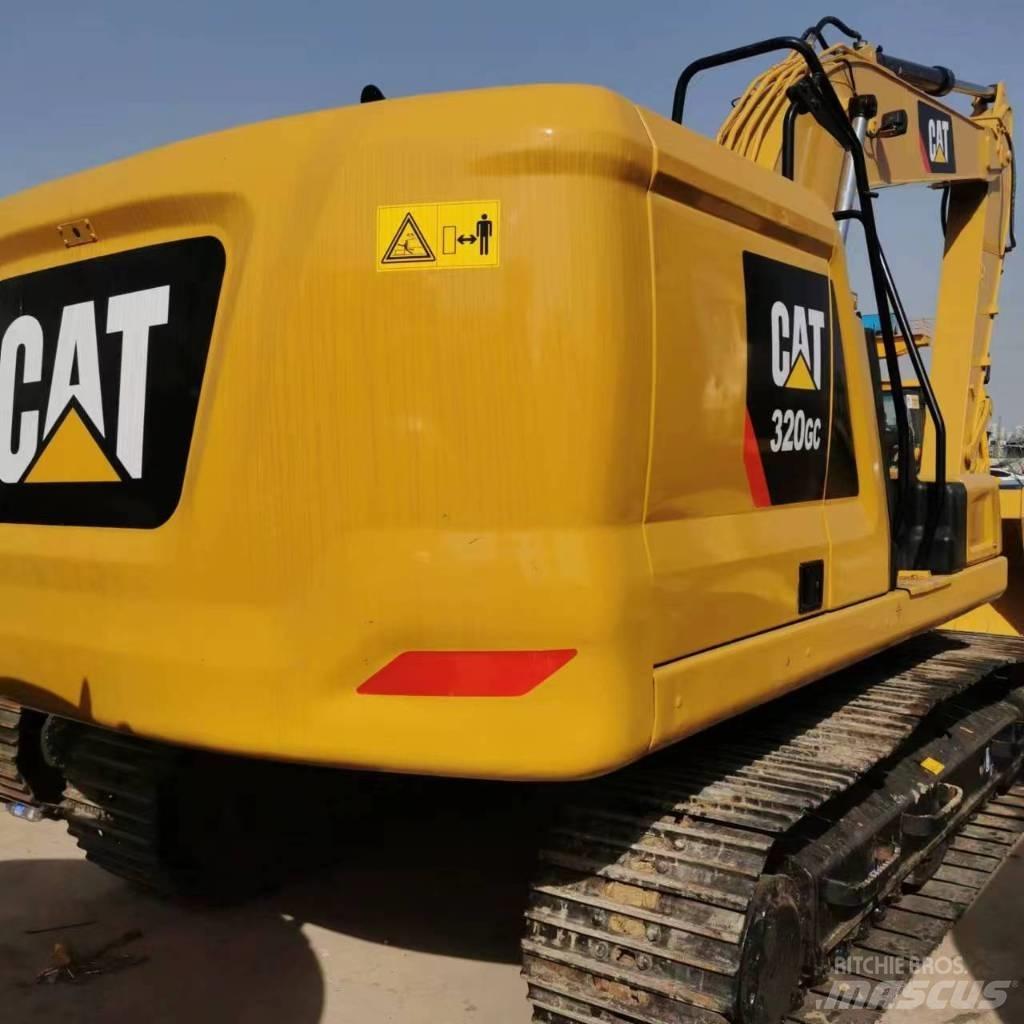 CAT CAT320GC Midi bageri 7t – 12t