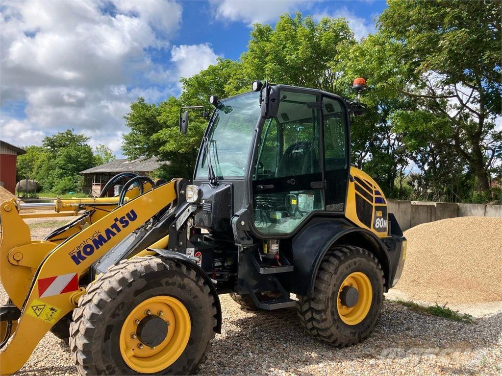 Komatsu WA80M-8EO Višenamenski utovarivači