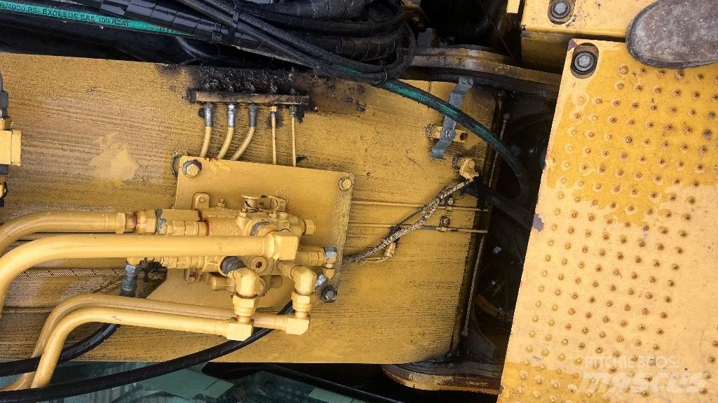 CAT 320 EL RR Bageri guseničari
