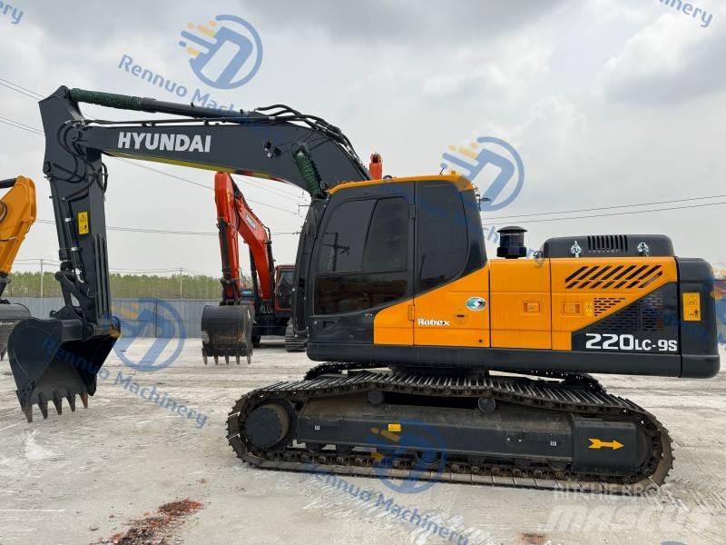 Hyundai R220-9S Bageri guseničari