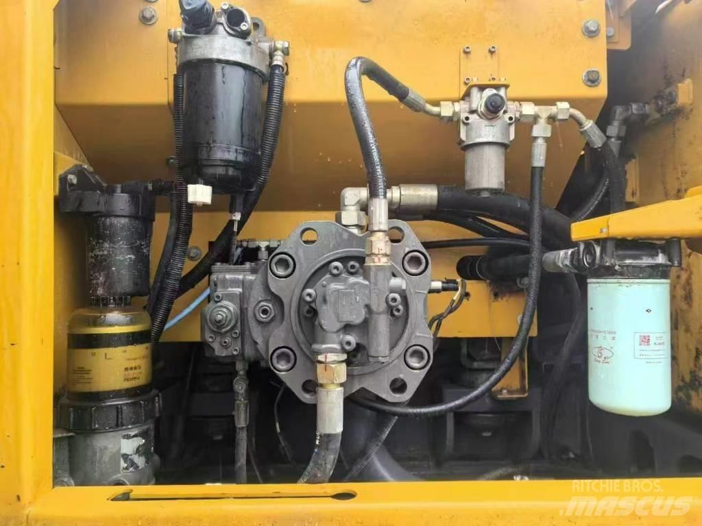 XCMG XE 200 DA Bageri guseničari