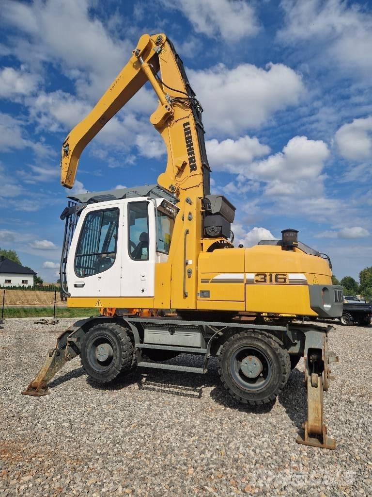 Liebherr 316 Bageri točkaši