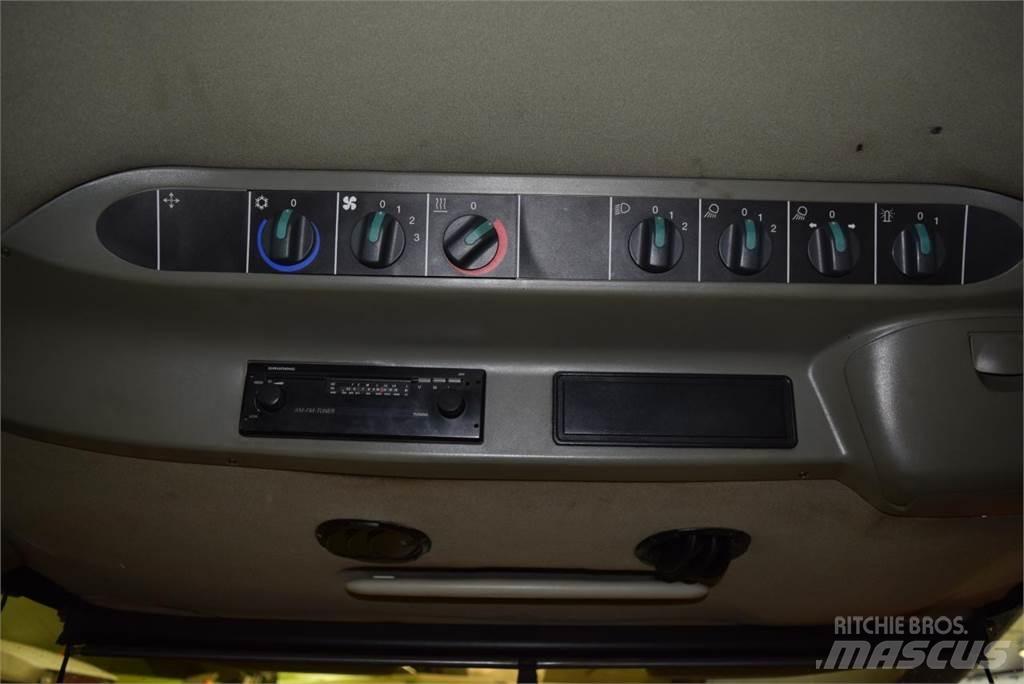 CLAAS Jaguar 900 Mašine za stočnu hranu sa sopstvenim pogonom