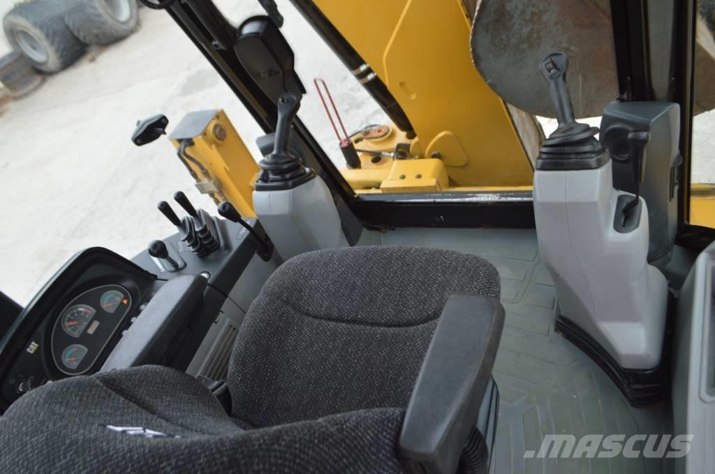 CAT 432 F Rovokopači