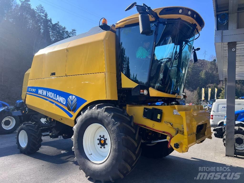 New Holland TC 4.90 Kombajni