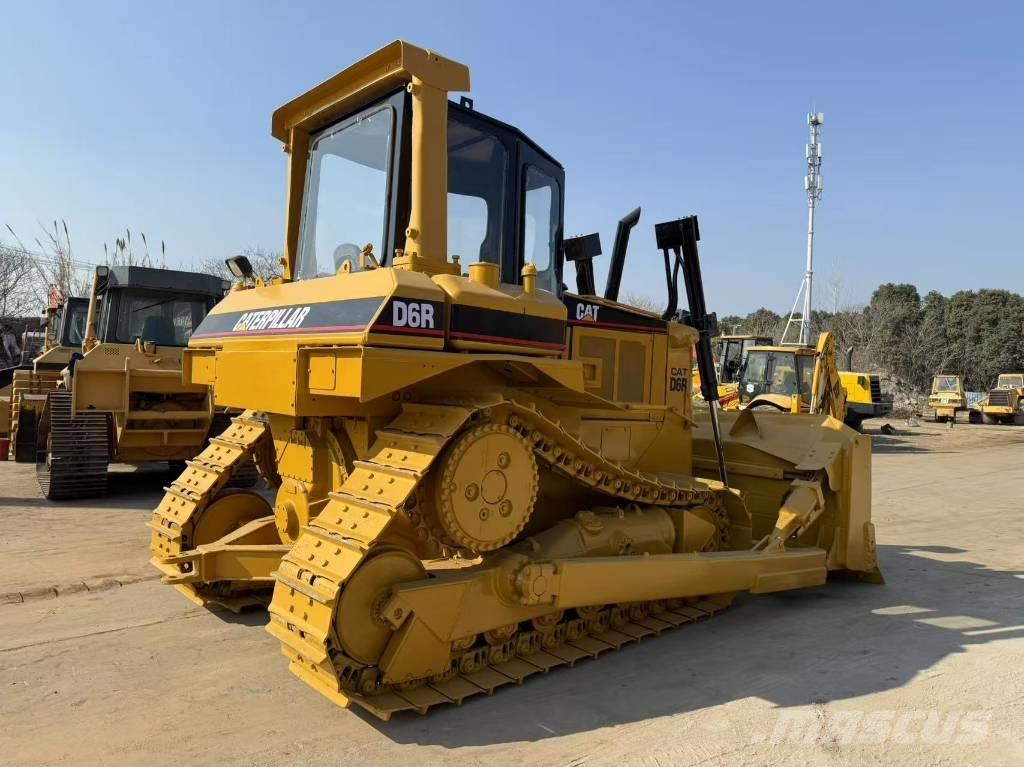 CAT D 6 R Buldožeri guseničari