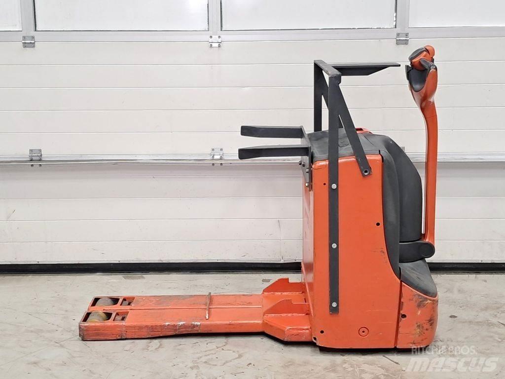 Linde T16 Nisko podizni električni viljuškar