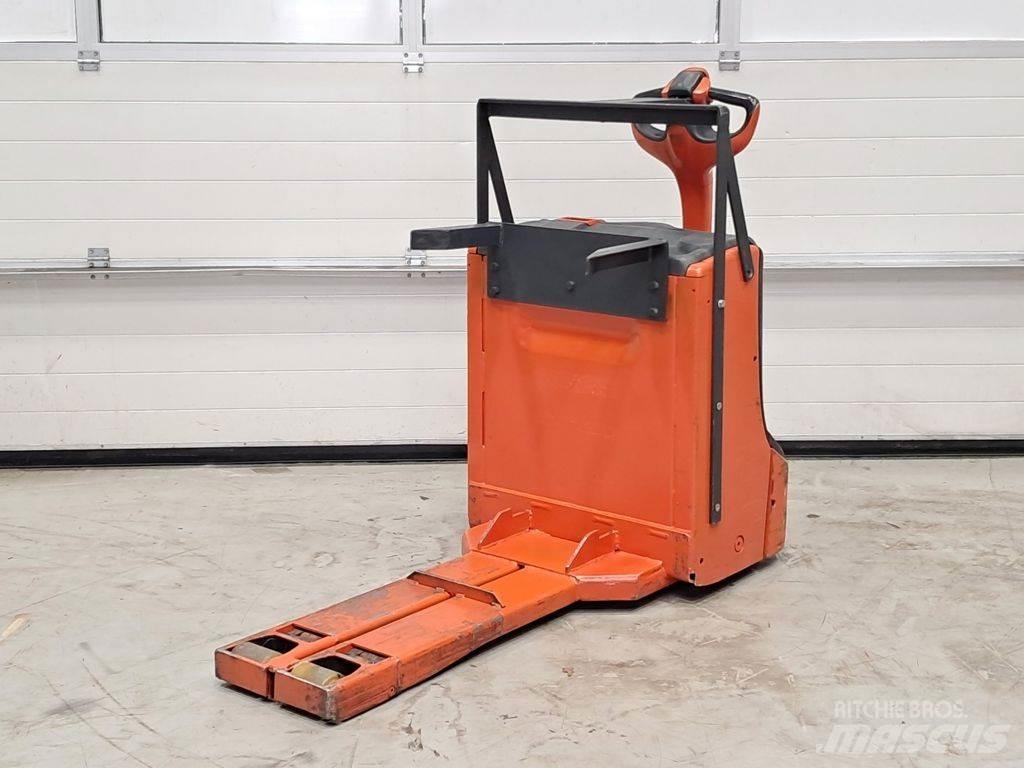 Linde T16 Nisko podizni električni viljuškar
