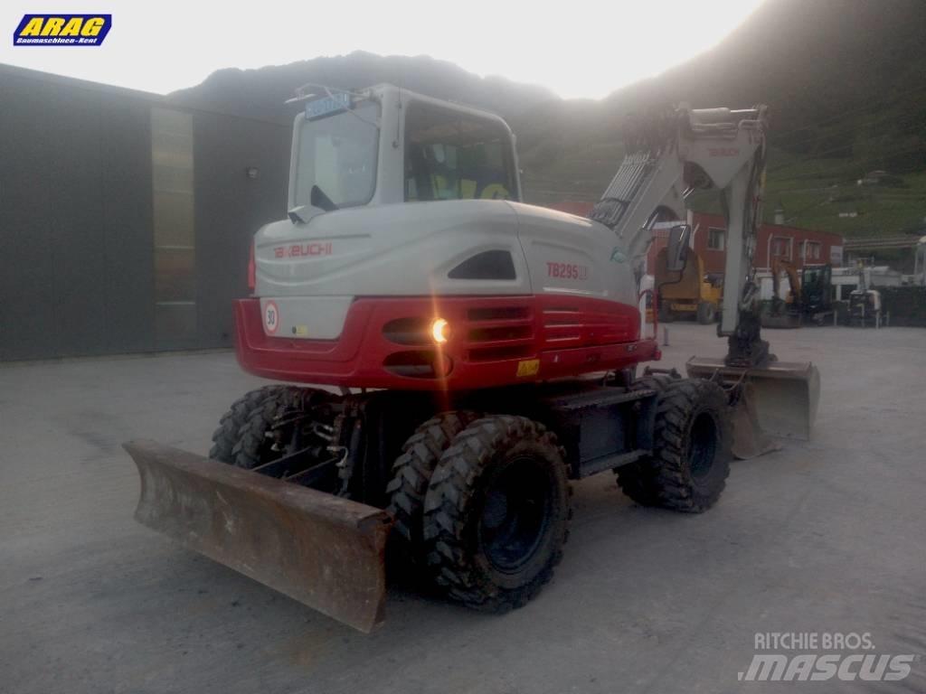 Takeuchi TB 295 W Bageri točkaši
