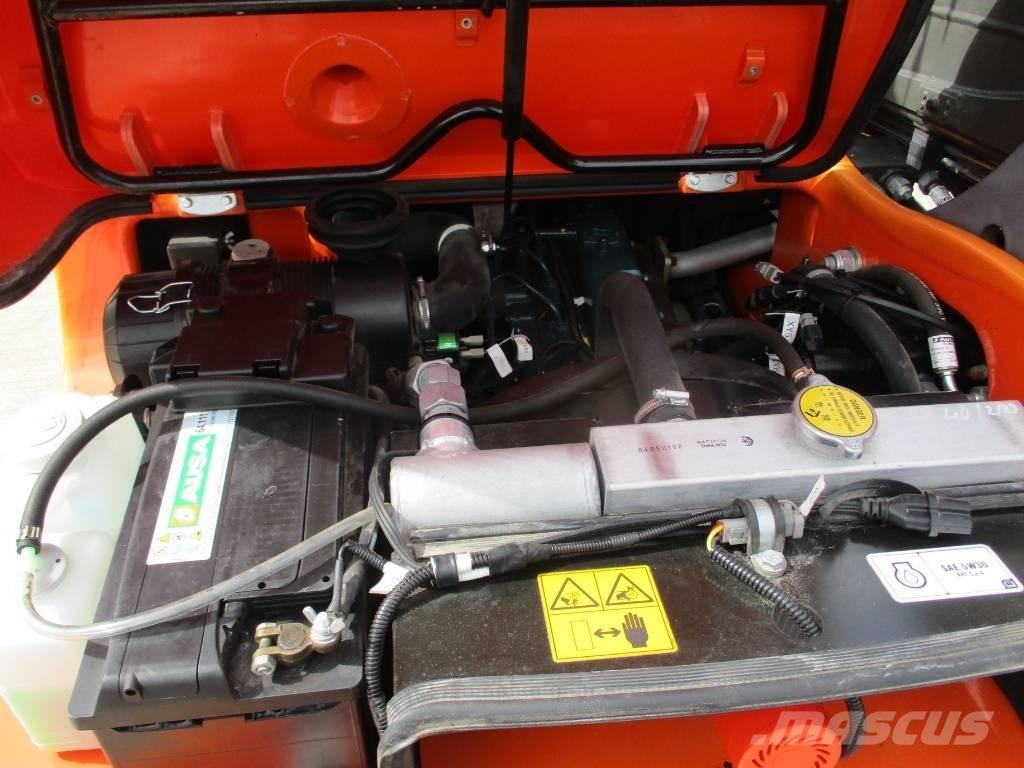 Ausa T144 H X4 (909) Teleskopski viljuškari