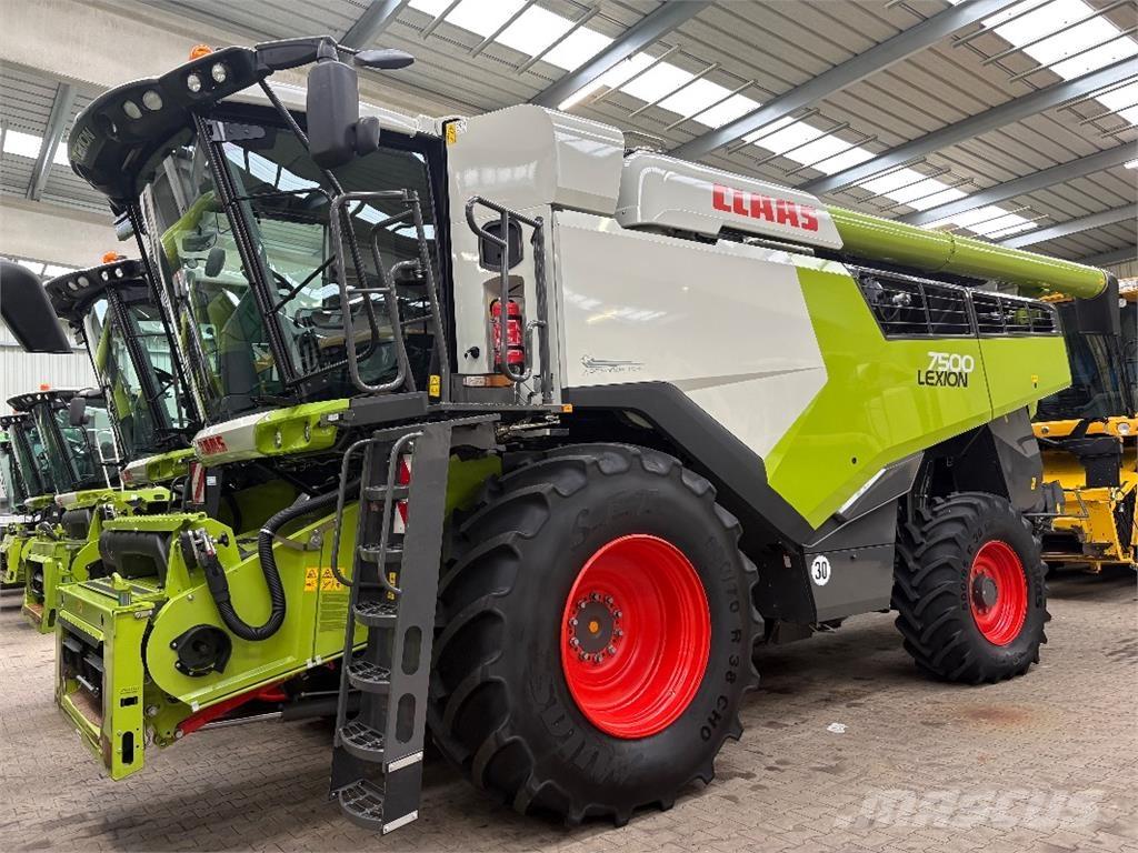 CLAAS LEXION 7500 Kombajni