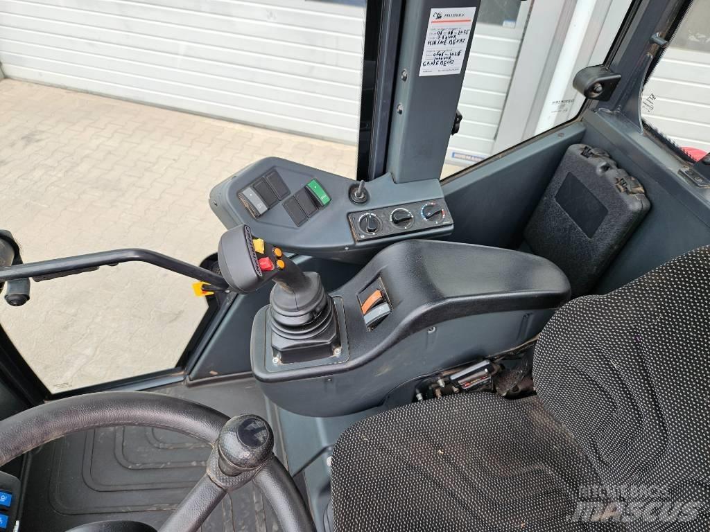 Schäffer 6680Z-II Utovarivači na točkove