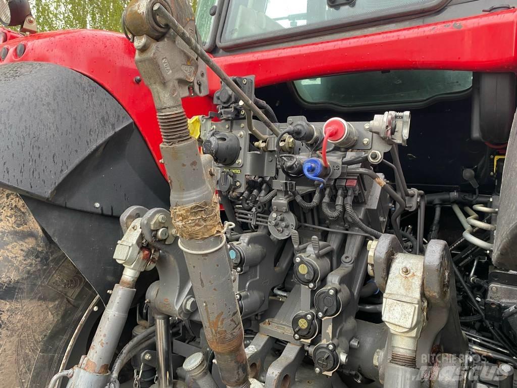 Massey Ferguson 7726 Traktori