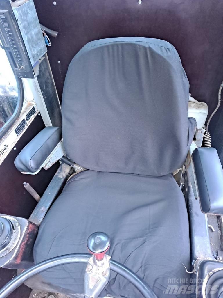 Poclain 90 P Bageri točkaši
