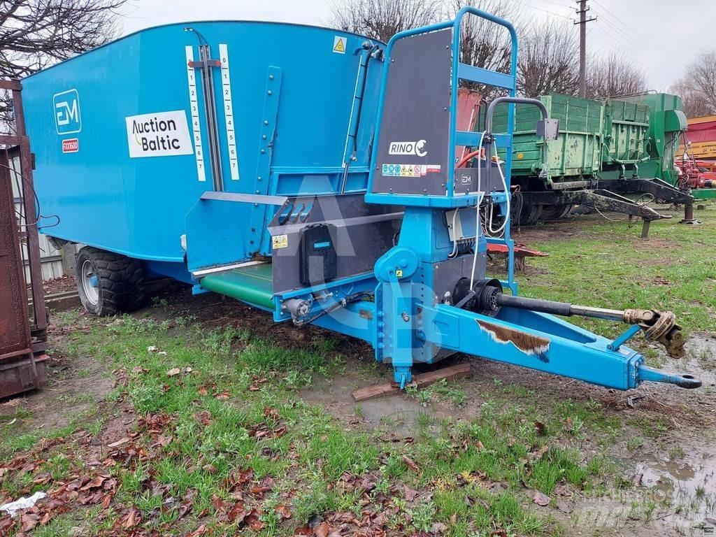  EUROMILK FXX 1600 Mešaona stočne hrane