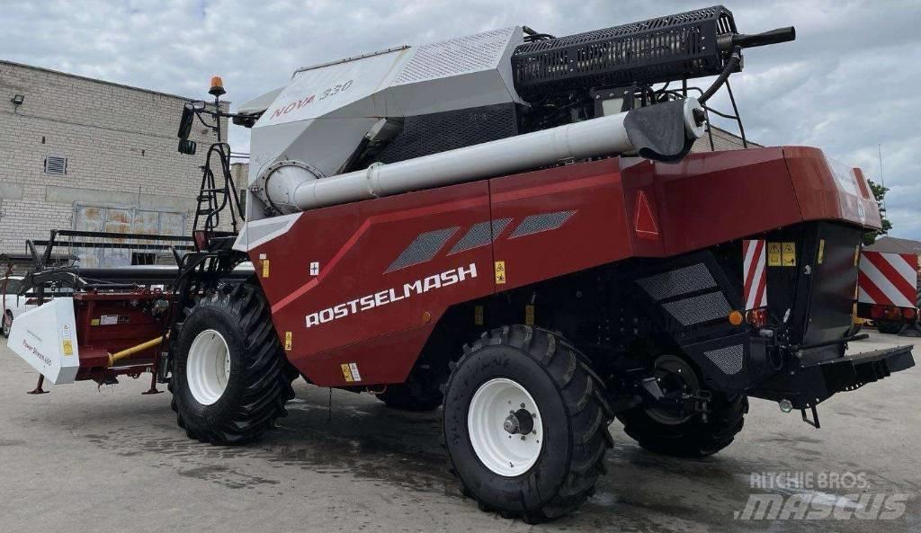 Rostselmash Nova 330 Kombajni