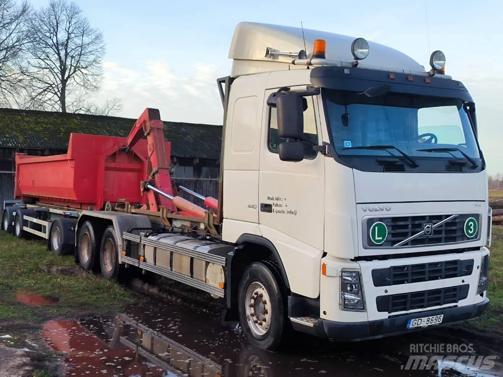 Volvo FH 440 Rol kiper kamioni sa kukom za podizanje tereta