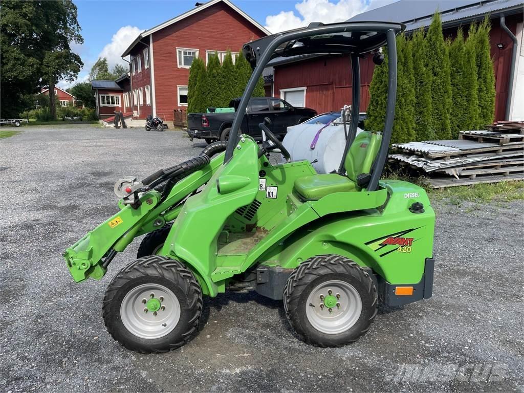 Avant M420 Mini utovarivači