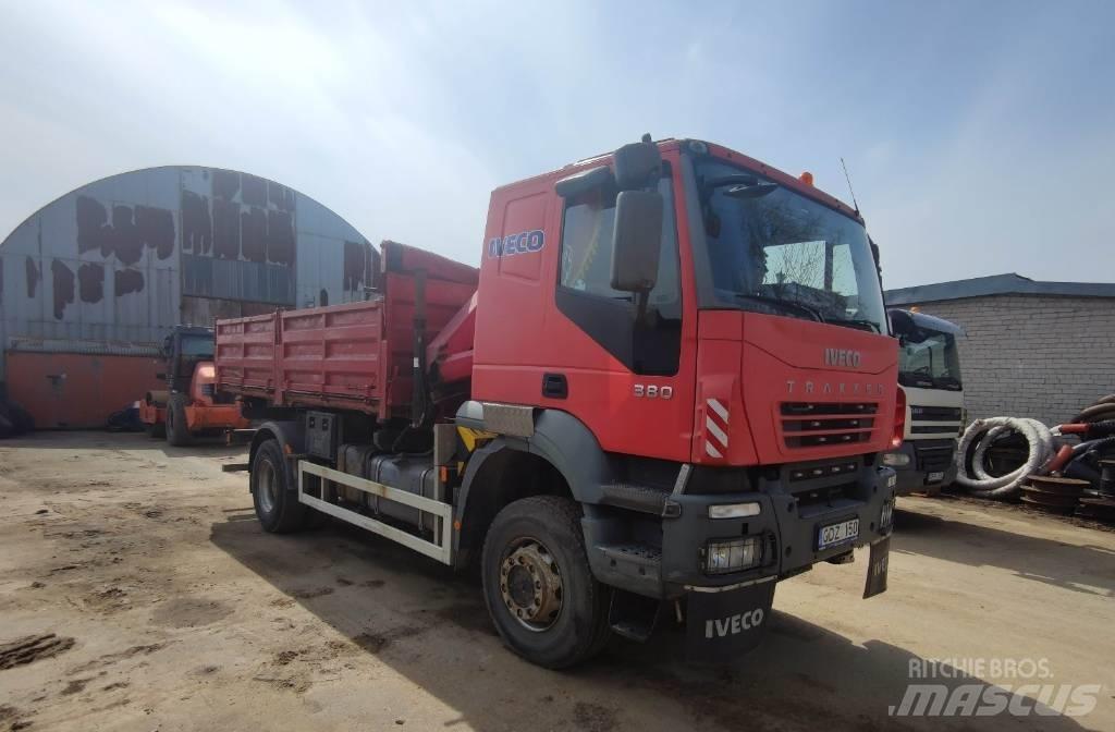 Iveco Trakker 380 Kiperi kamioni