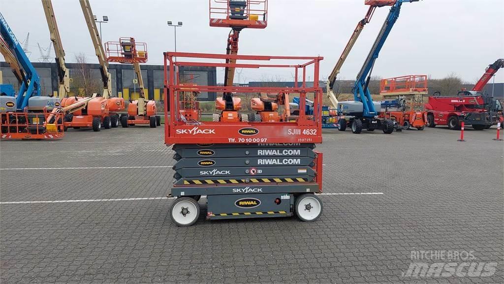 SkyJack SJIII4632 Makazaste platforme