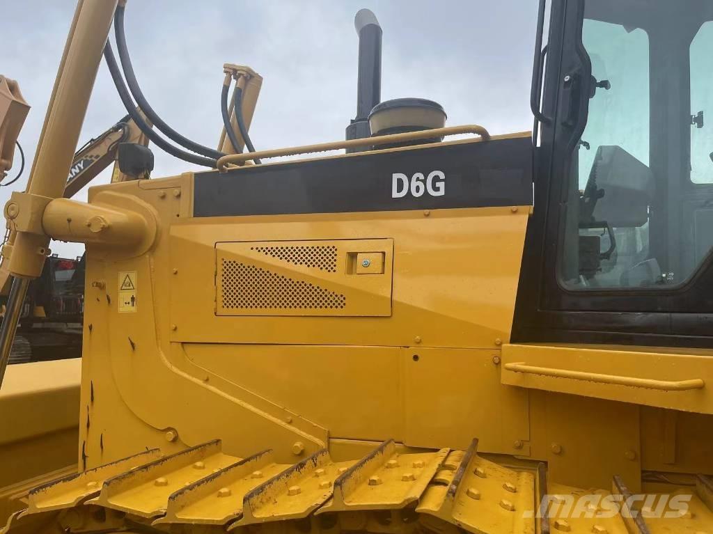 CAT D 6 G Buldožeri guseničari