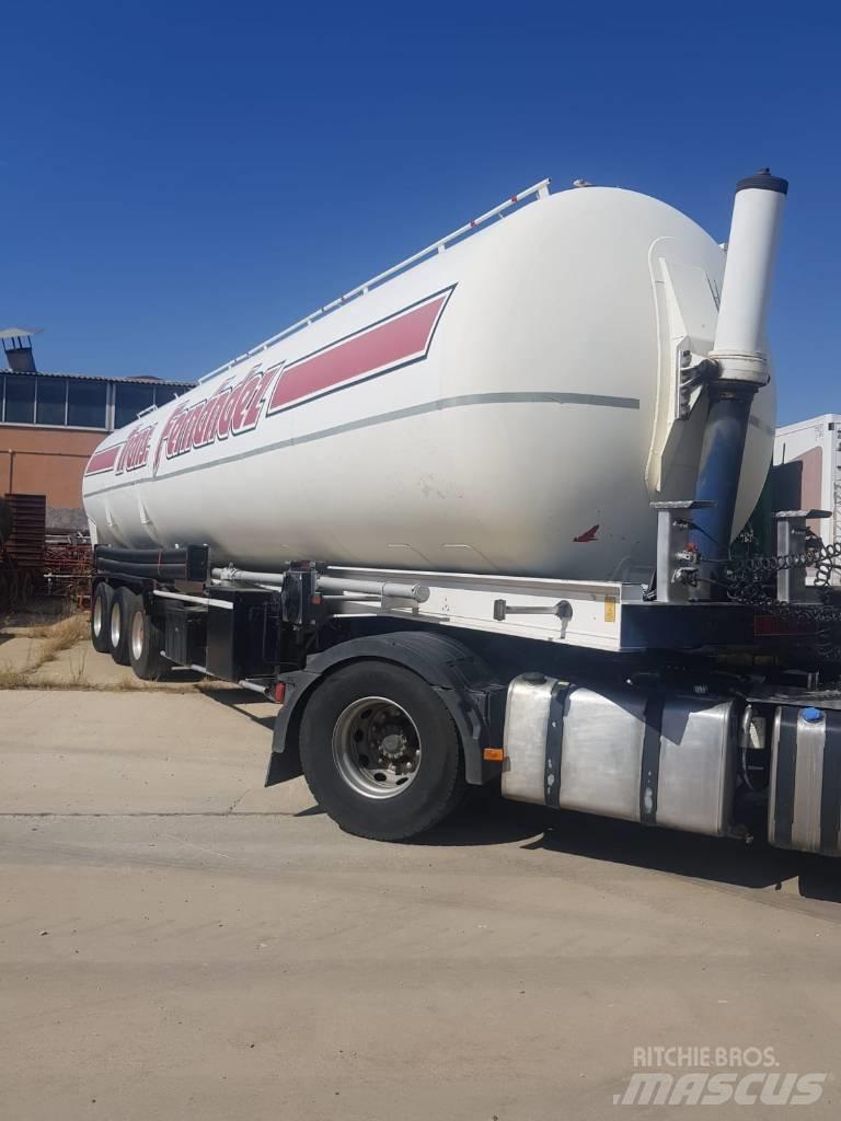 Fruehauf BENALU TC34 Poluprikolice cisterne