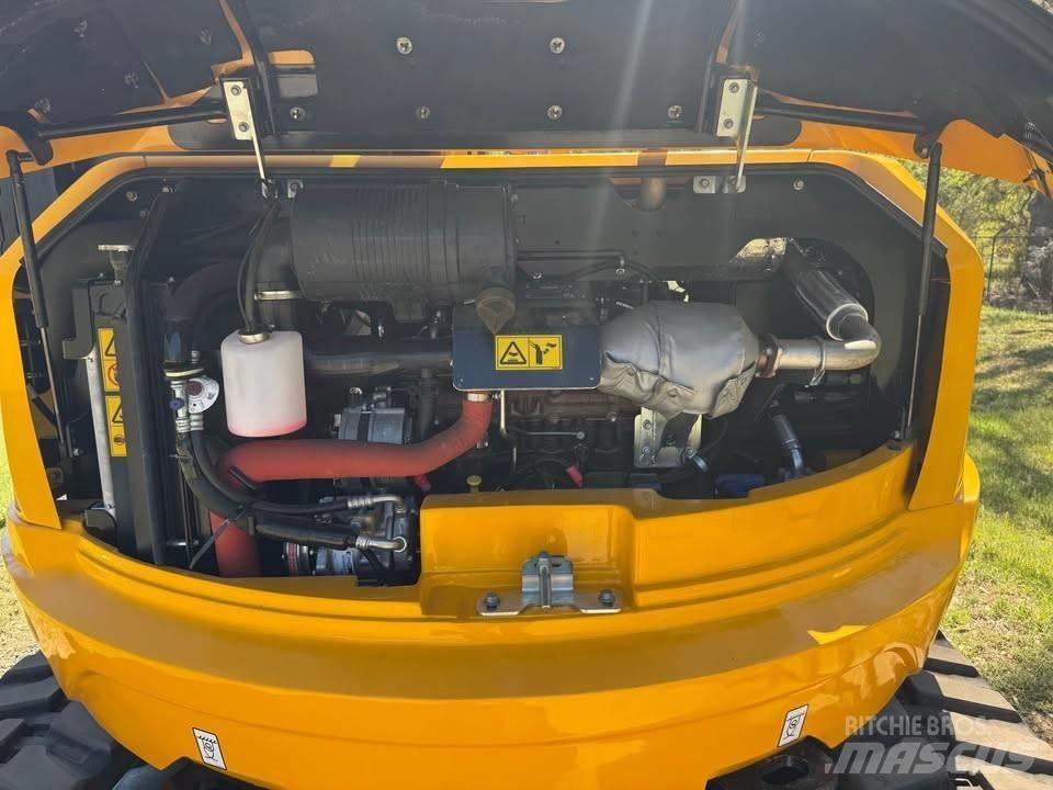 JCB 85 Z-2 Bageri guseničari