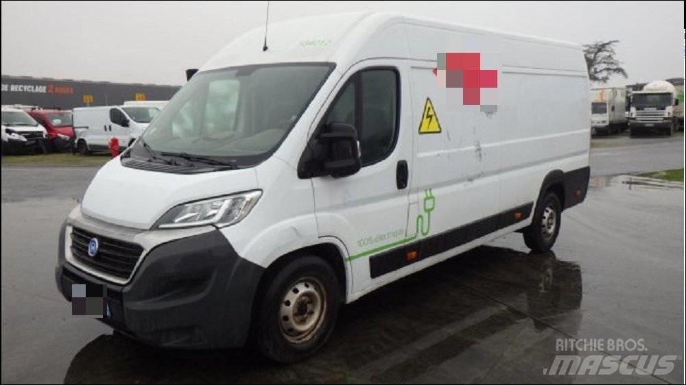 Fiat Ducato Sanduk kombiji