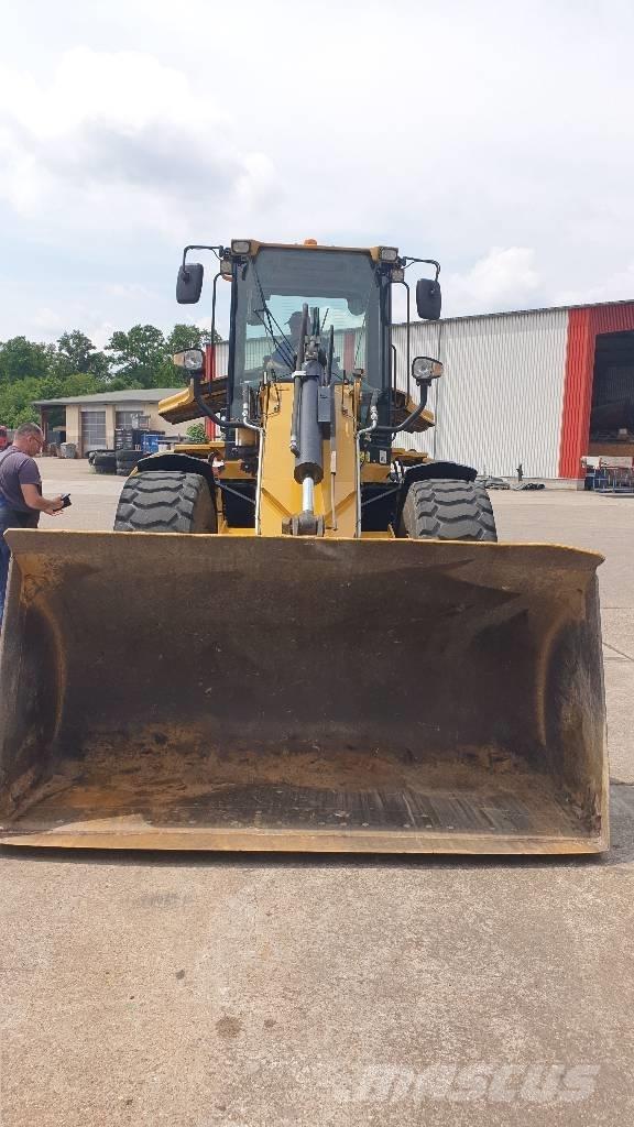 CAT 930 H Utovarivači na točkove