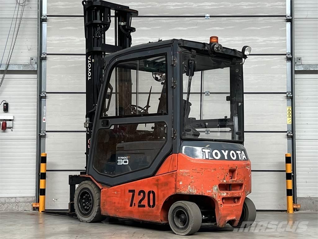 Toyota 8FBMT30 Električni viljuškari
