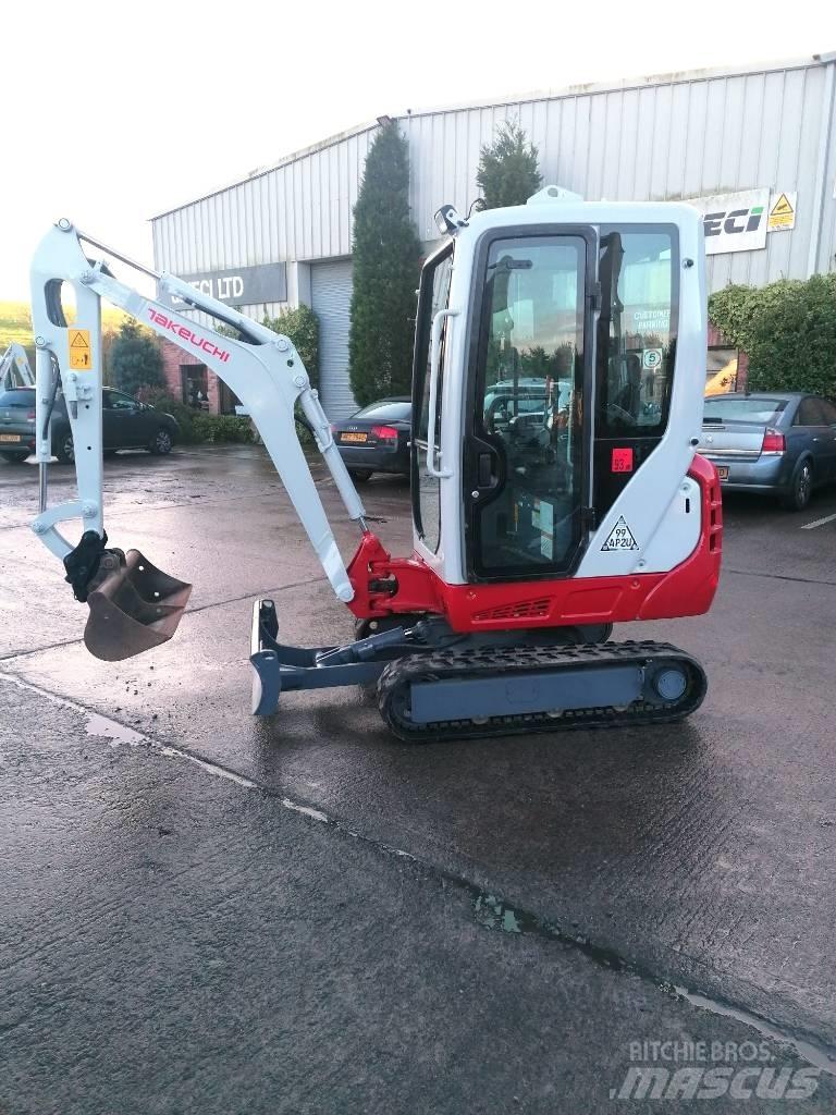 Takeuchi TB216 Mini bageri < 7t